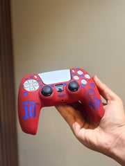 Hicle Messi Edition Silicone Protective Cover for PS5 Controller – Anti-Slip Red Soft Grip with Engraved Football Graphic and Jersey Number Design